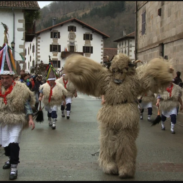 Dokumentarac Pirineji pod maskama