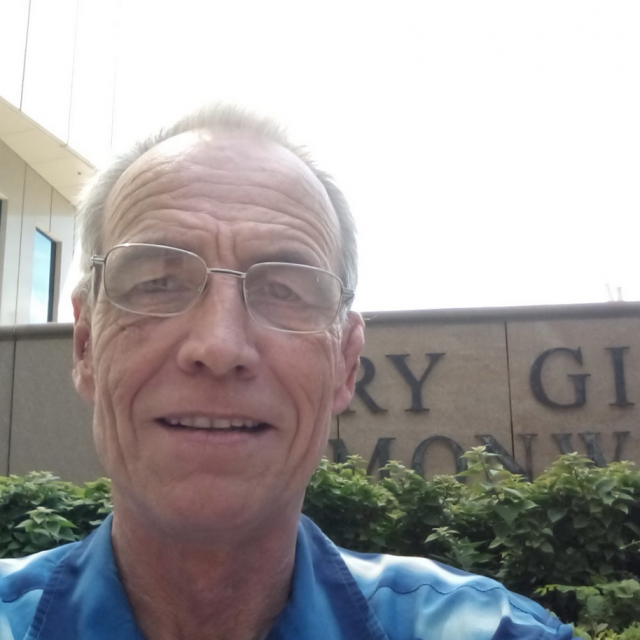 Simon Sharles Dorante-Day, koji tvrdi da je sin Charlesa i Camille