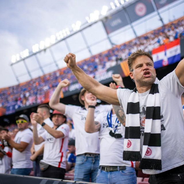 Eintracht Frankfurt će idući susret u LP igrati bez navijača