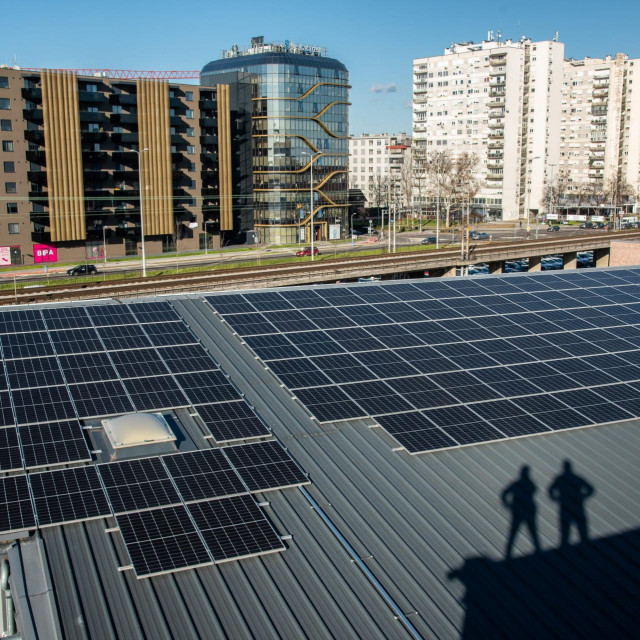 Najveća solarna elektrana u centru Zagreba nalazi se na krovu WESPA Spacesa
