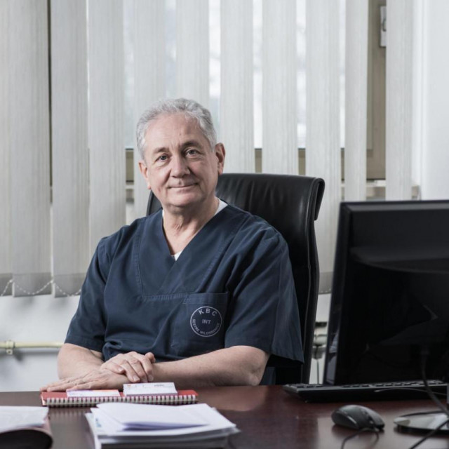 Dr. Neven Ljubičić