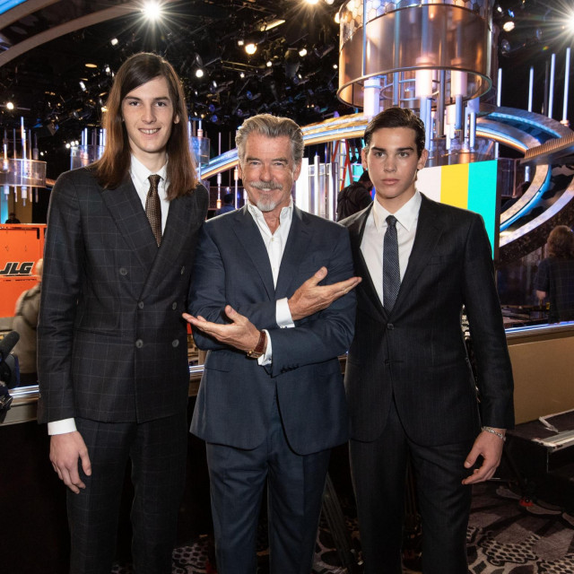 Dylan Brosnan, Pierce Brosnan i Paris Brosnan