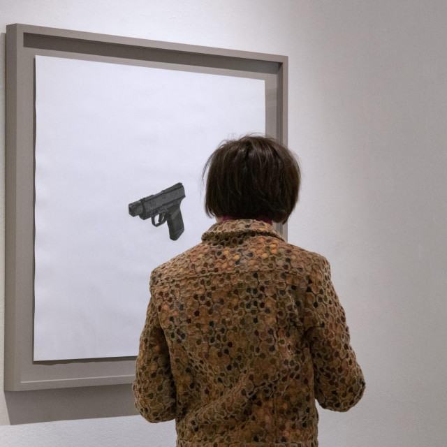 Rad je nastao na dan kada je Alec Baldwin pucao iz pištolja