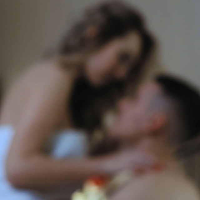 Seks u hotelskoj sobi, ilustracija