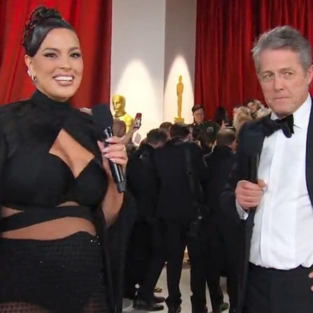 Hugh Grant i Ashley Graham