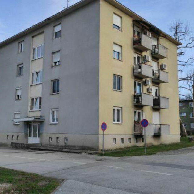 Zgrada u kojoj je pronađena žena