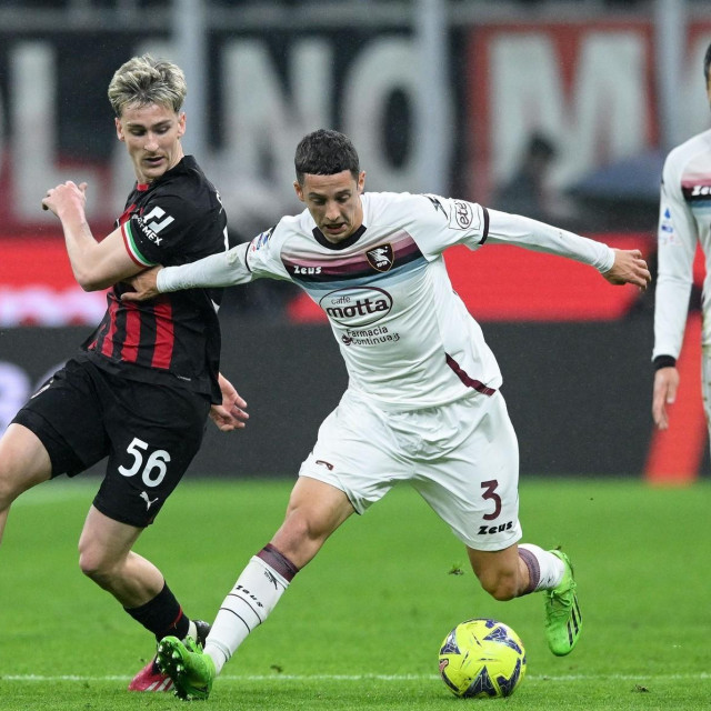 Alexis Saelemaekers i Domagoj Bradarić