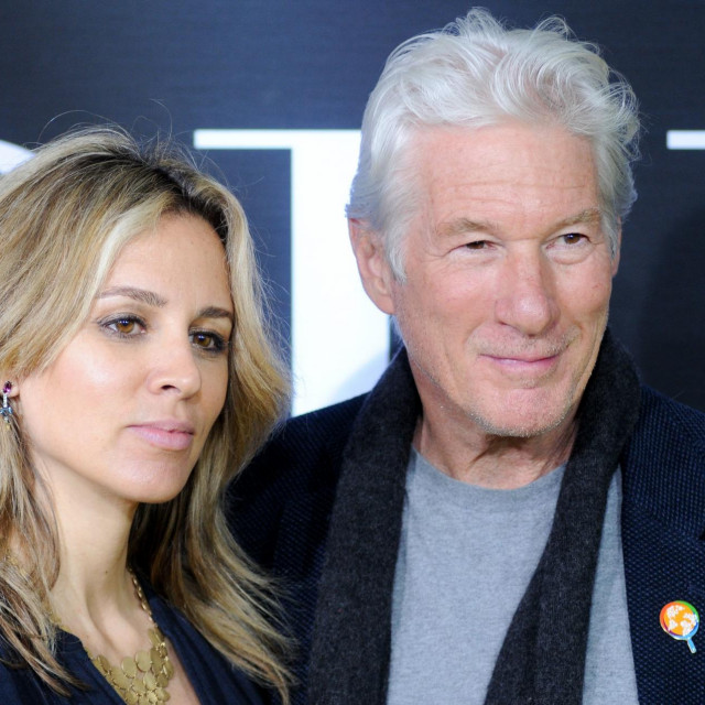 Sa suprugom na prošlogodišnjoj premijeri filma
‘We Feed People‘