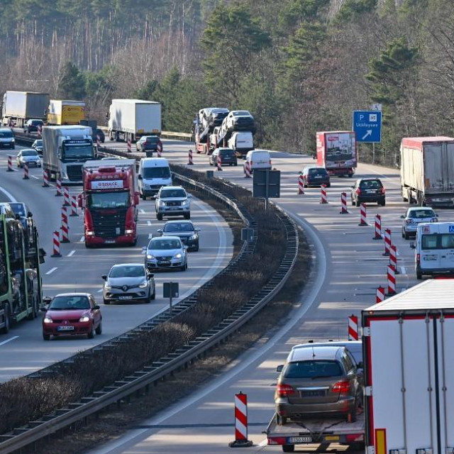 Gužva na njemačkoj autocesti (ilustracija)