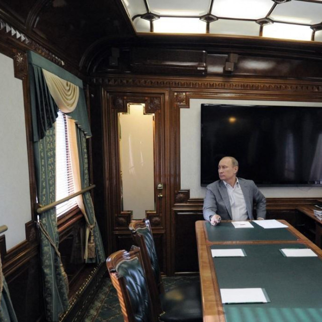 Vladimir Putin u vlaku