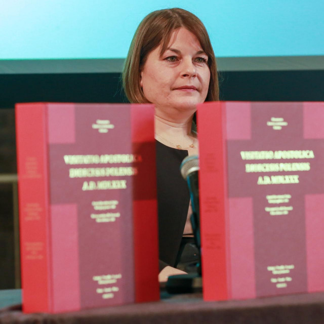 
Promocija knjige Apostolska vizitacija Pulske biskupije biskupa Augustina Valiera 1580. godine, Milena Joksimović