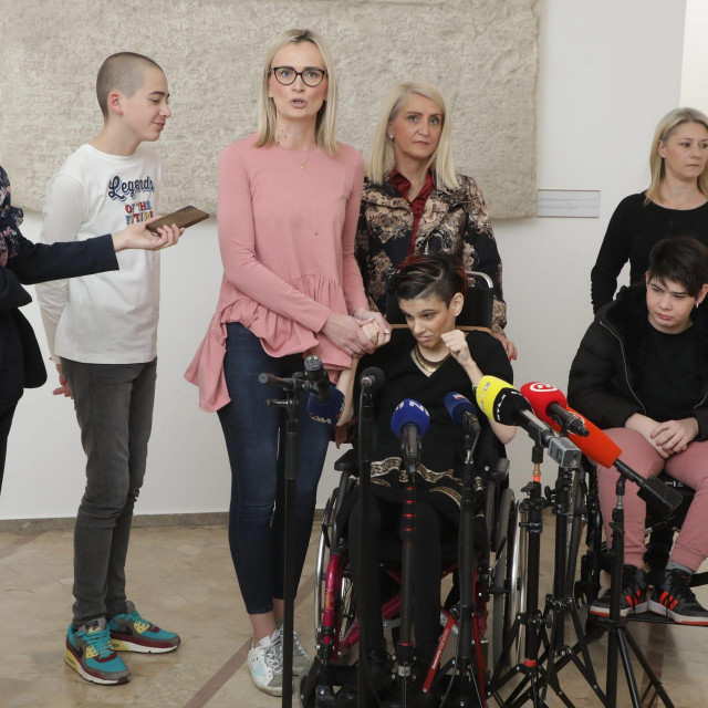 Konferencija za medije Udruge Sjena