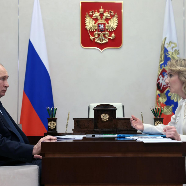 Vladimir Putin i Maria Lvova-Belova