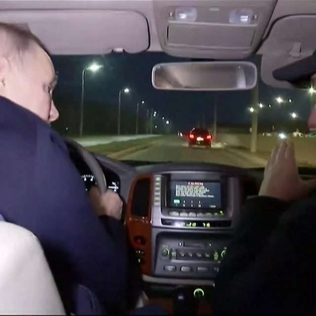 Vladimir Putin I Marat Kusnulin u Mariupolju