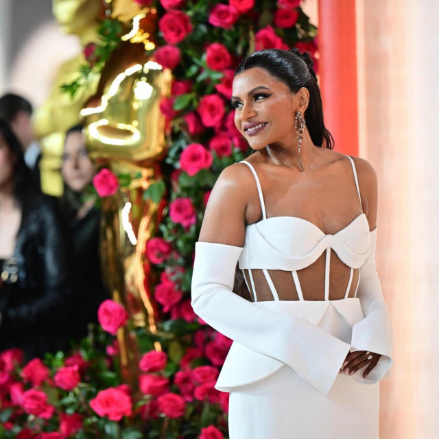 Glumica Mindy Kaling našla se na udaru korisnika društvenih mreža koji tvrde da ona ima ”Ozempic lice”