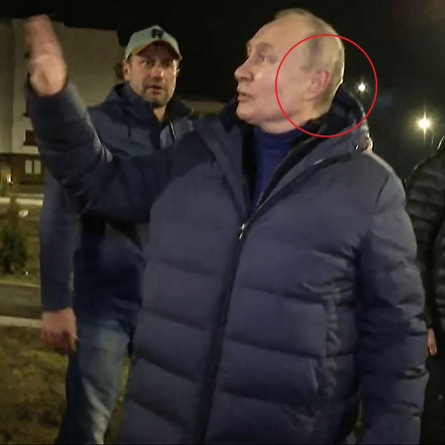 Vladimir Putin u Mariupolju