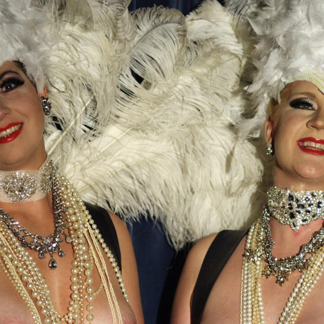 Katarina Daschner, Hiding in the Lights