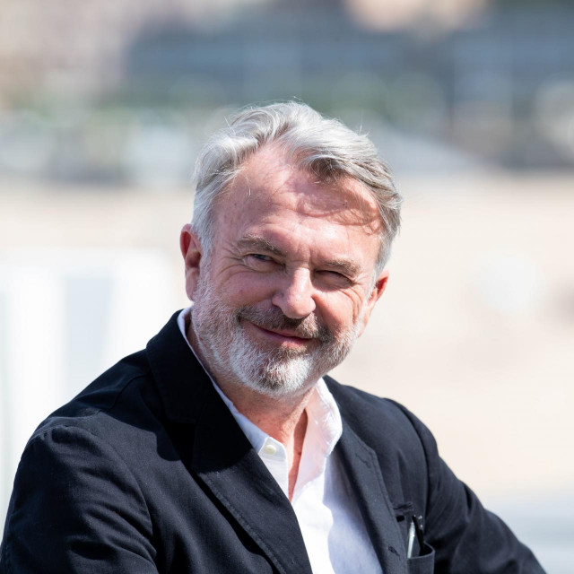 Bolest se povlaći, a glumac se vraća na posao