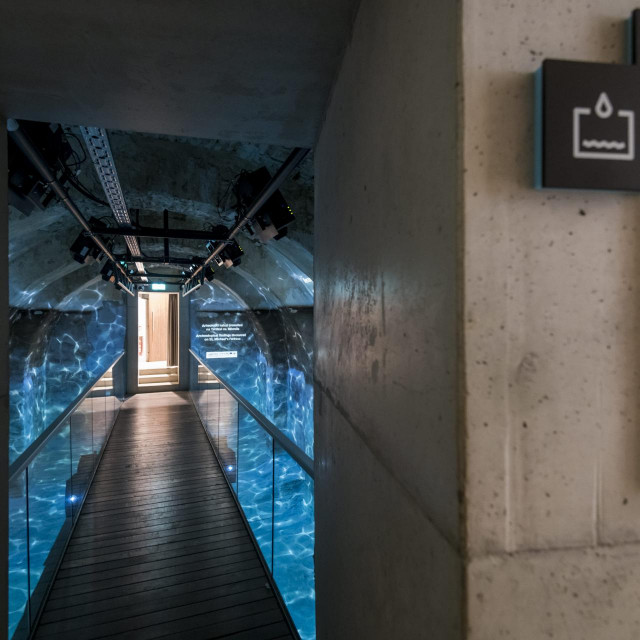 Detalji unutrašnjosti City point Tvrđave kulture u staroj gradskoj jezgri