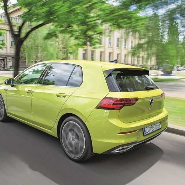 Volkswagen Golf 2.0 TDI DSG Style