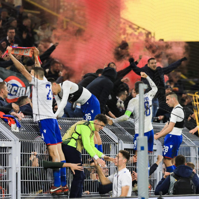 Slavlje Hajdukovih juniora i navijača u Dortmundu