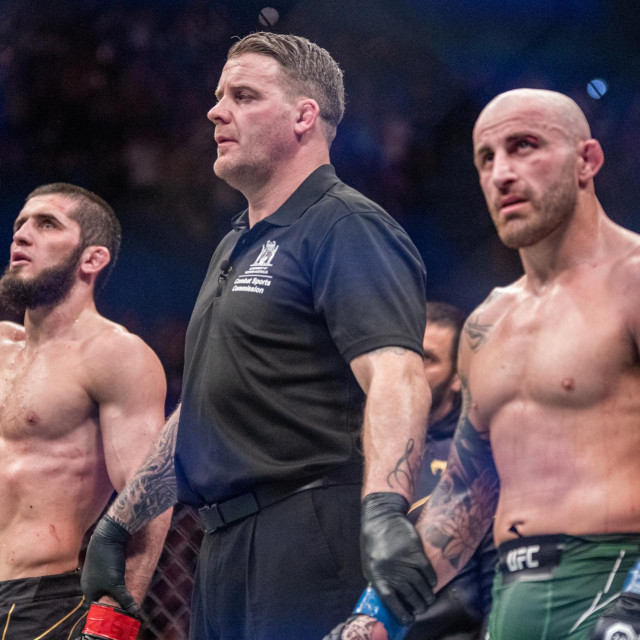 Islam Makhachev vs. Alex Volkanovski