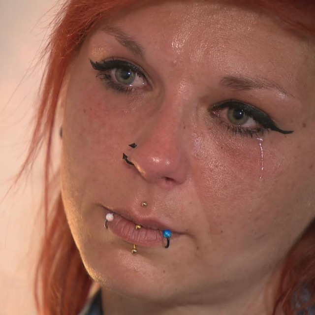 Žena (31) koja tvrdi da ju je zlostavljao svećenik iz Sotina