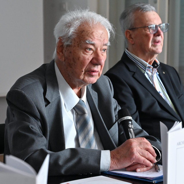 Andrija Mutnjaković, Jerko Rošin