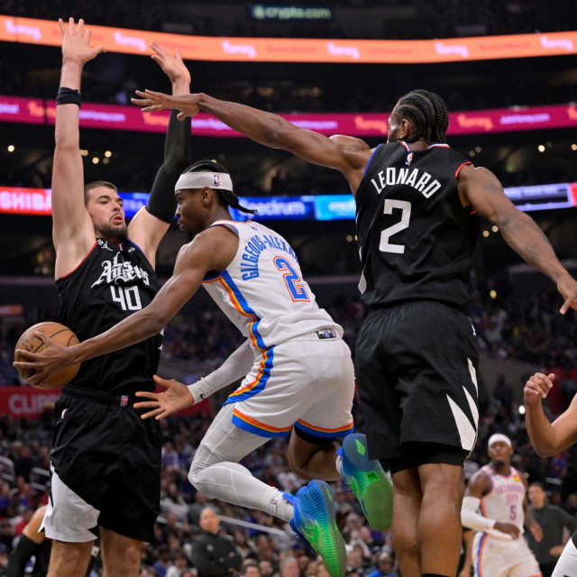Ivica Zubac, Shai Gilgeous-Alexander i Kawhi Leonard