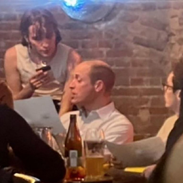 Princ William u gay restoranu u Poljskoj