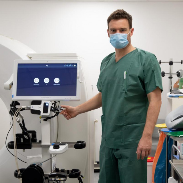 dr. sc. Luka Novosel