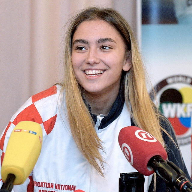 Lucija Lesjak