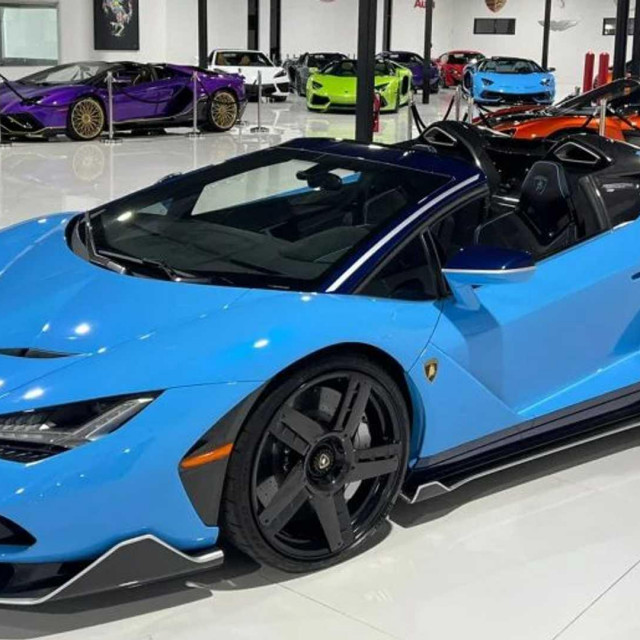2017. Lamborghini Centenario