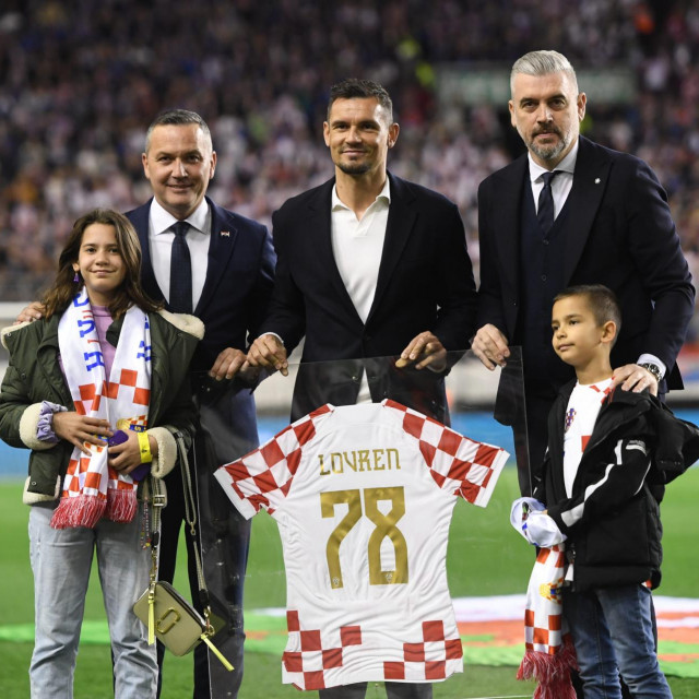 Marijan Kustić, Dejan Lovren i Stipe Pletikosa