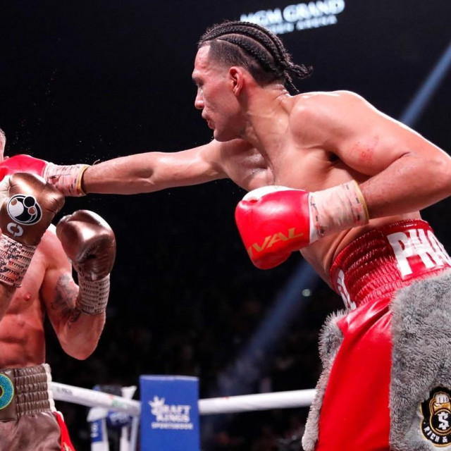David Benavidez (desno) vs. Caleb Plant (lijevo)
