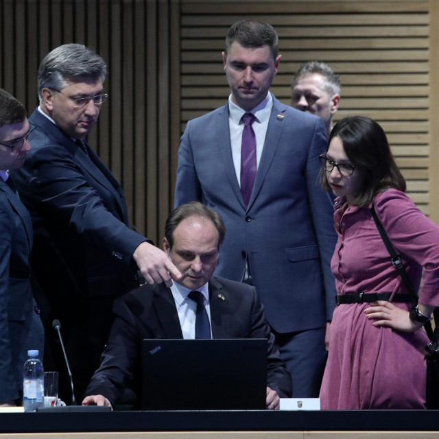 Andrej Plenković, Zvonimir Frka Petešić i Davor Filipović