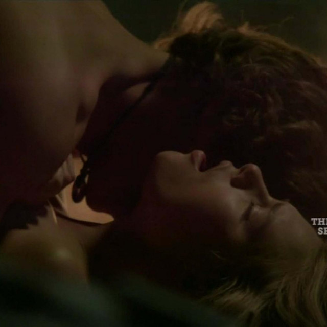 Christopher Atkins i Brooke Shields u filmu Plava laguna

 