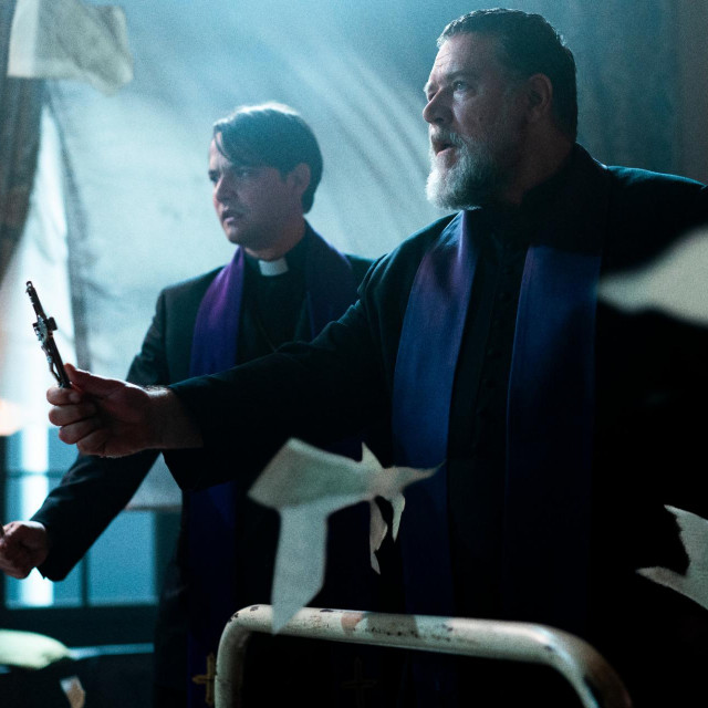 Russell Crowe u filmu ”Papin egzorcist”