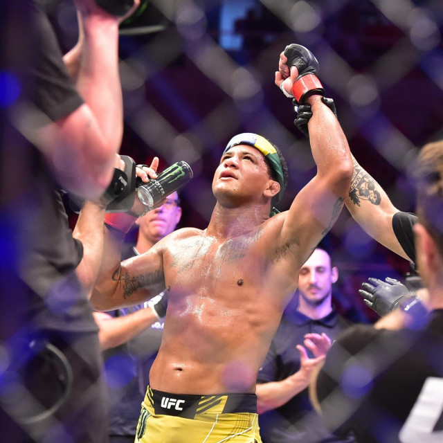 Gilbert Burns 