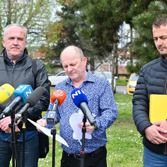 Konferencija za medije strukovnog sindikata radnika Hrvatske elektroprivrede, na kojem su iznijeli zahtjeve Upravi za dostojno i povećano vrednovanje rada u HEP grupi. Na fotografiji Esad Redža i Denis Geto