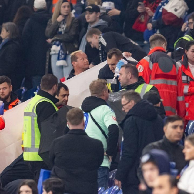 Mučne scene sa stadiona u Gelsenkirchenu