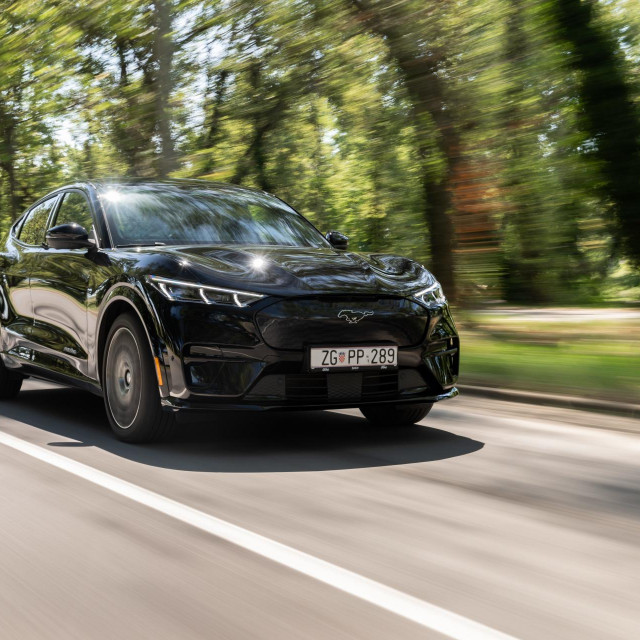 Mustang Mach-E GT