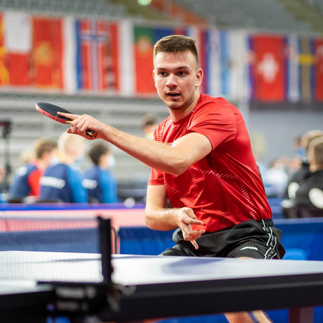 Sa sve tri pobjede u drugi krug natjecanja na Euru