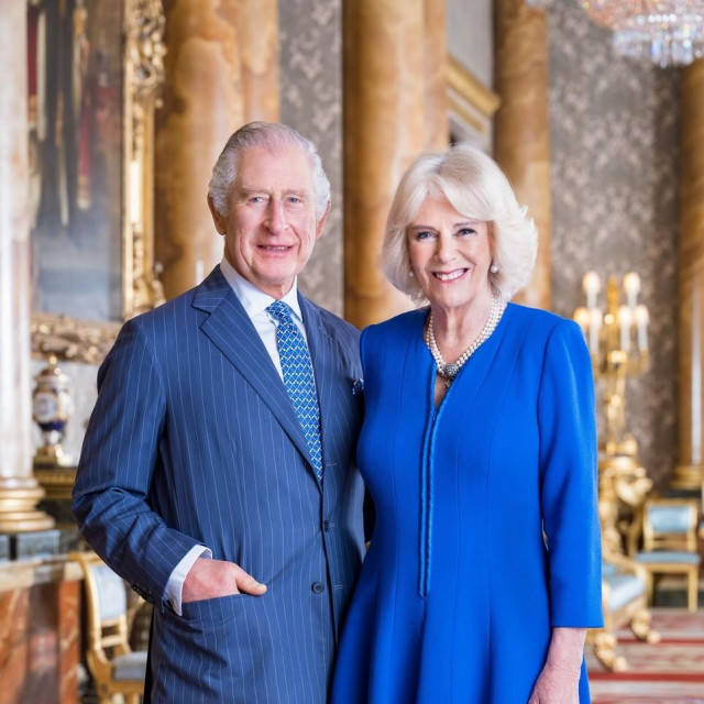 Novi službeni portret kralja Charlesa i kraljice-supruge Camille