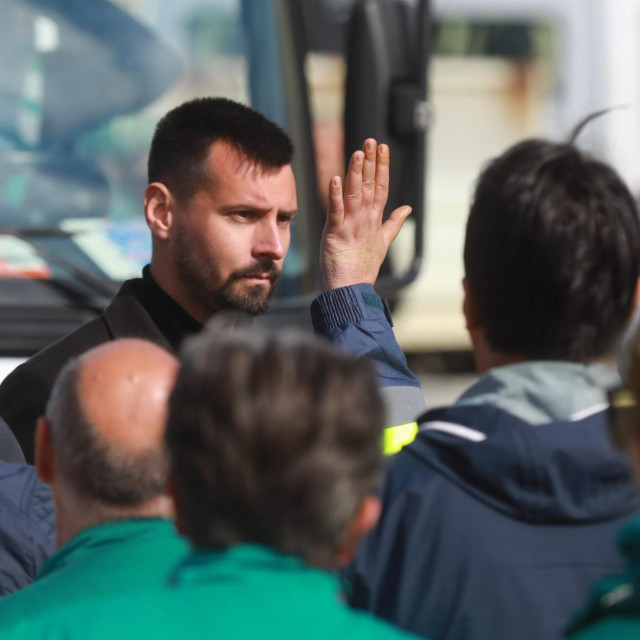 Dogradonačelnik Bojan Ivošević među radnicima