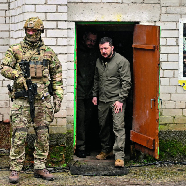 Volodimir Zelenski u naselju blizu Kijeva