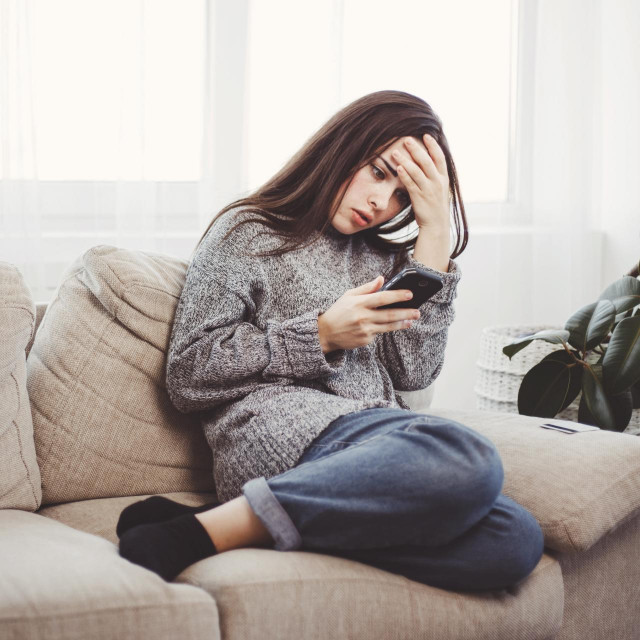 Kada imate potrebu pritisnuti ”pošalji”, stanite, duboko udahnite i odložite telefon