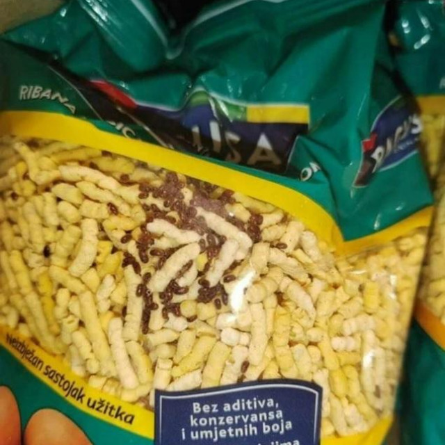 Tjestenina ‘s mesom‘ nudi se u prodavaonici jednog trgovačkog lanca u Zadru