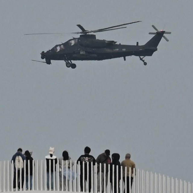 Kineski vojni helikopter