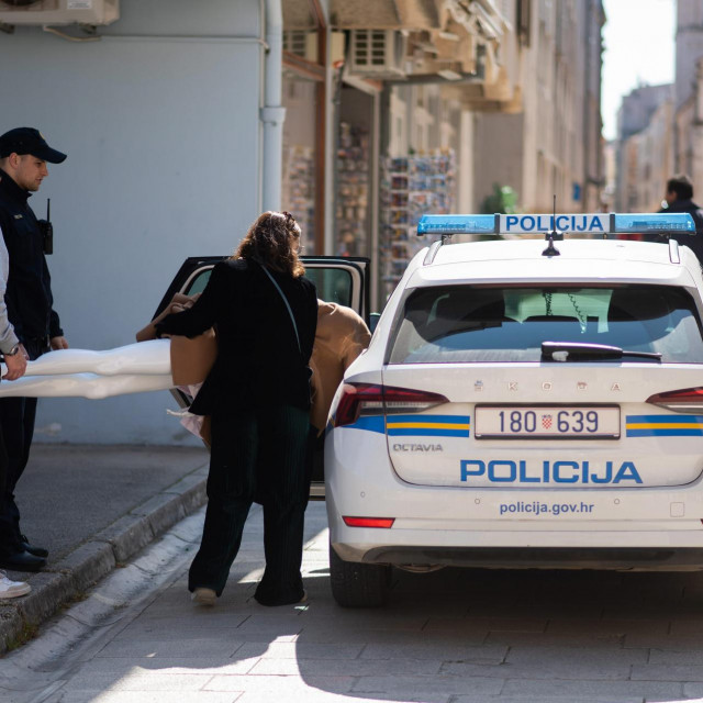 Policijska intervencija u Kampo Kaštelu